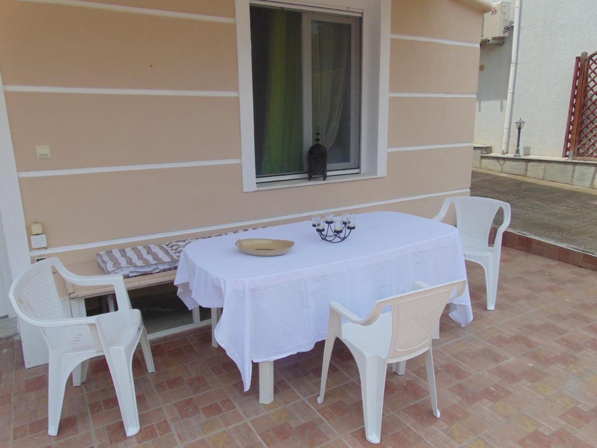 Sea Rose Villa Nea Iraklitsa Exterior photo